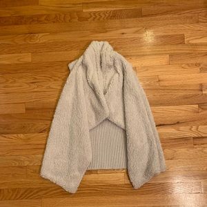 BB Dakota Sherpa Fur Vest